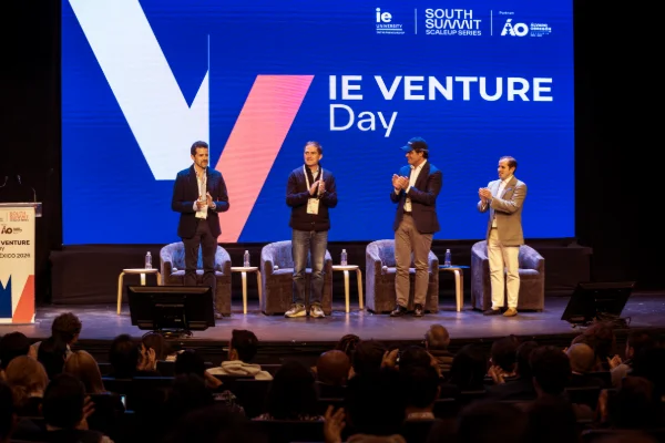 SouthSummit_IEVenture_Mexico2026.png