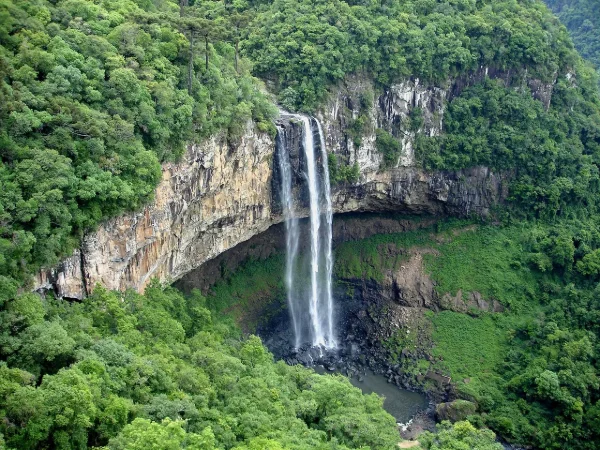 GRAMADO ANDCANELA