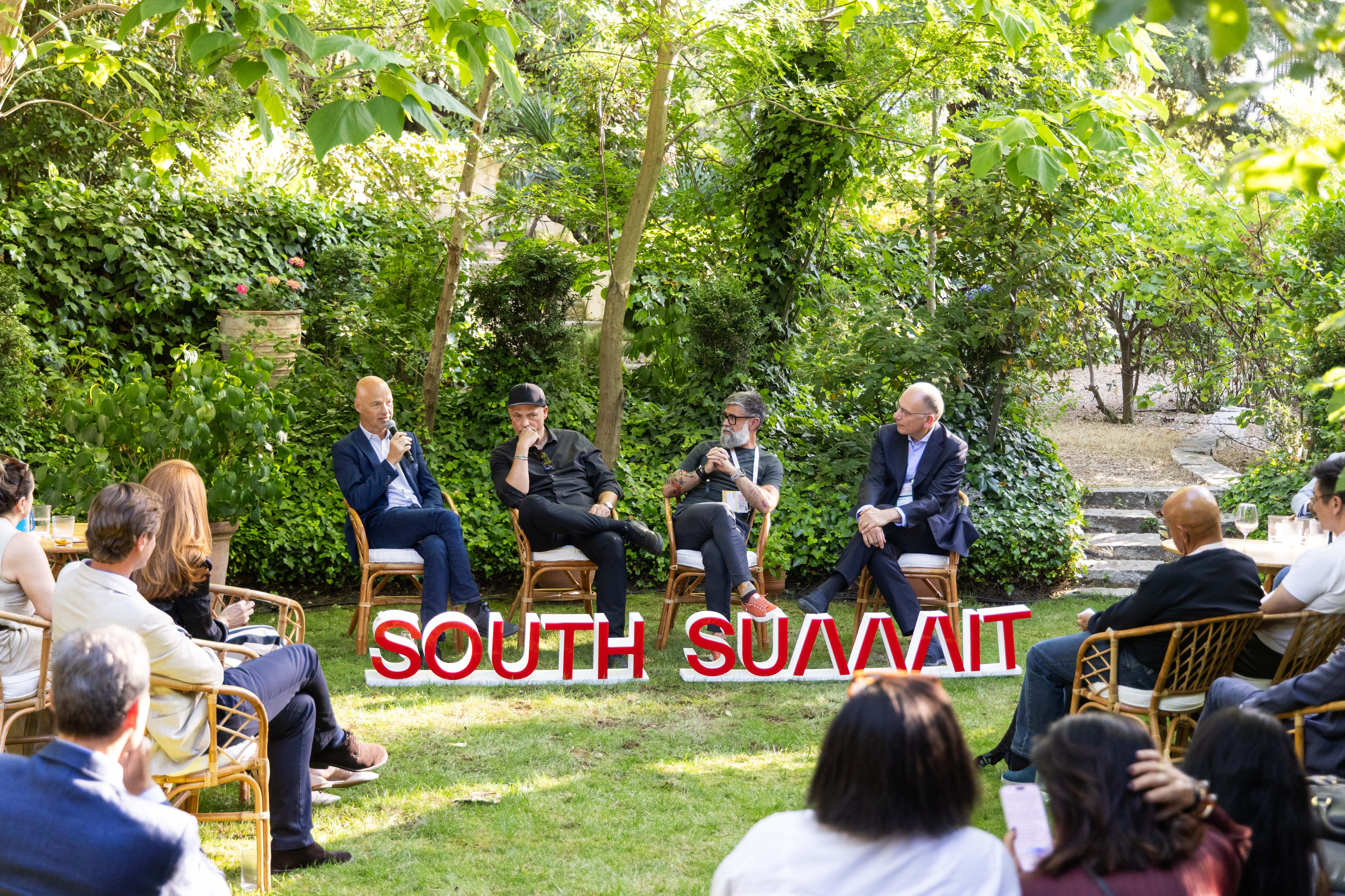 4_Leaders%20Forum.jpg