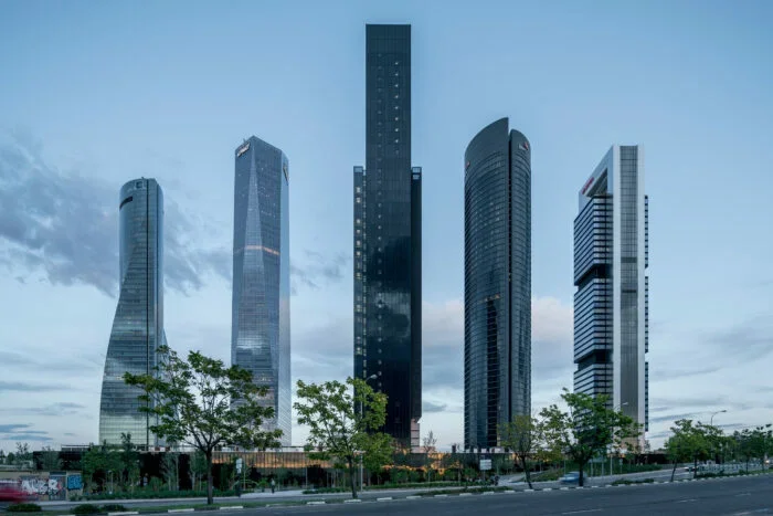 las 5 TORRES