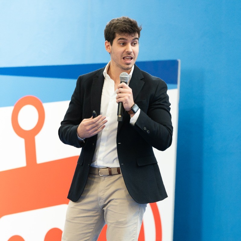 Alejandro Máñez