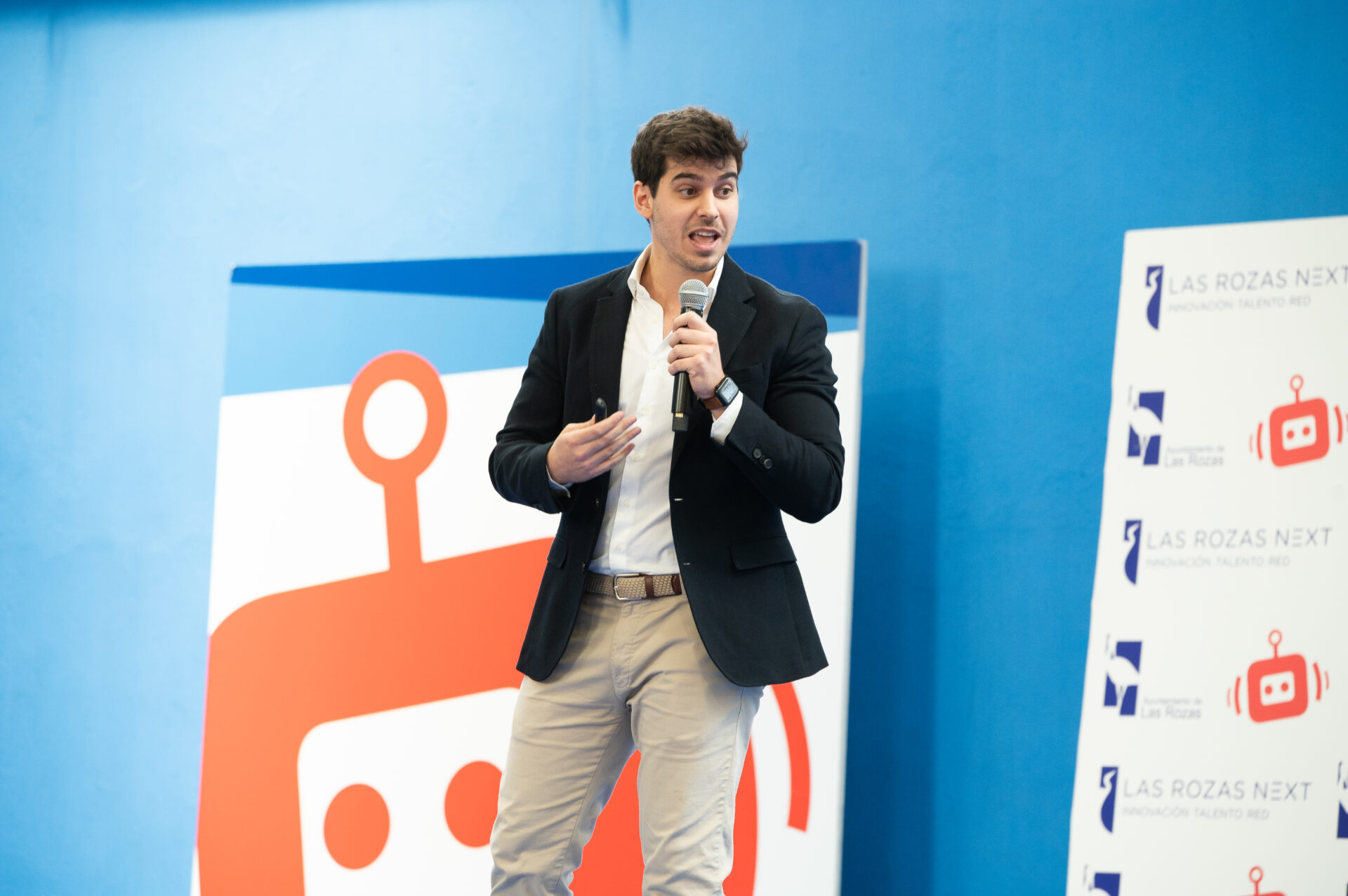 Alejandro Máñez